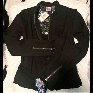 🆕 NWT L.A. Kitty black zip up fitted jacket
